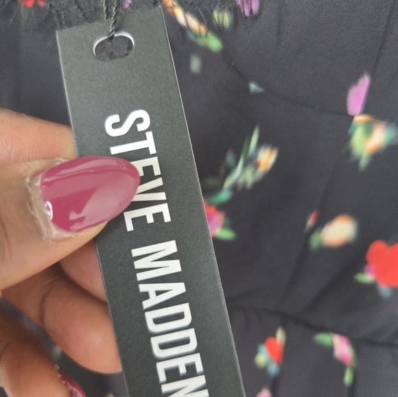 Steve Madden Yasmina V-Neck Lace-Trim Dress Sz Small Ruffle Hem New - Picture 8 of 16